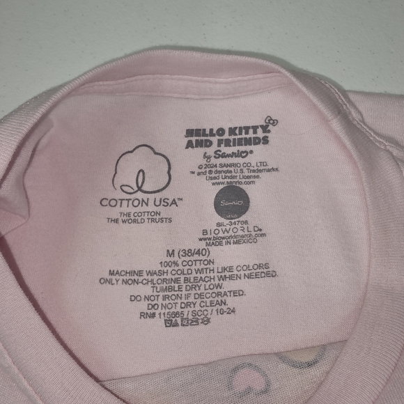 Hello Kitty and Friends Rainbow Graphic T-Shirt Light Pink‎ Size Med Cute NWT - Picture 4 of 5